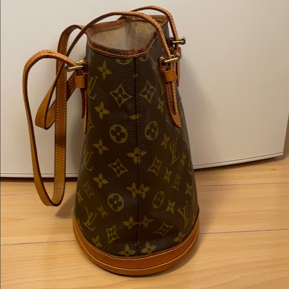 Vintage LV Bucket Bag - Authentic - Picture 3 of 9